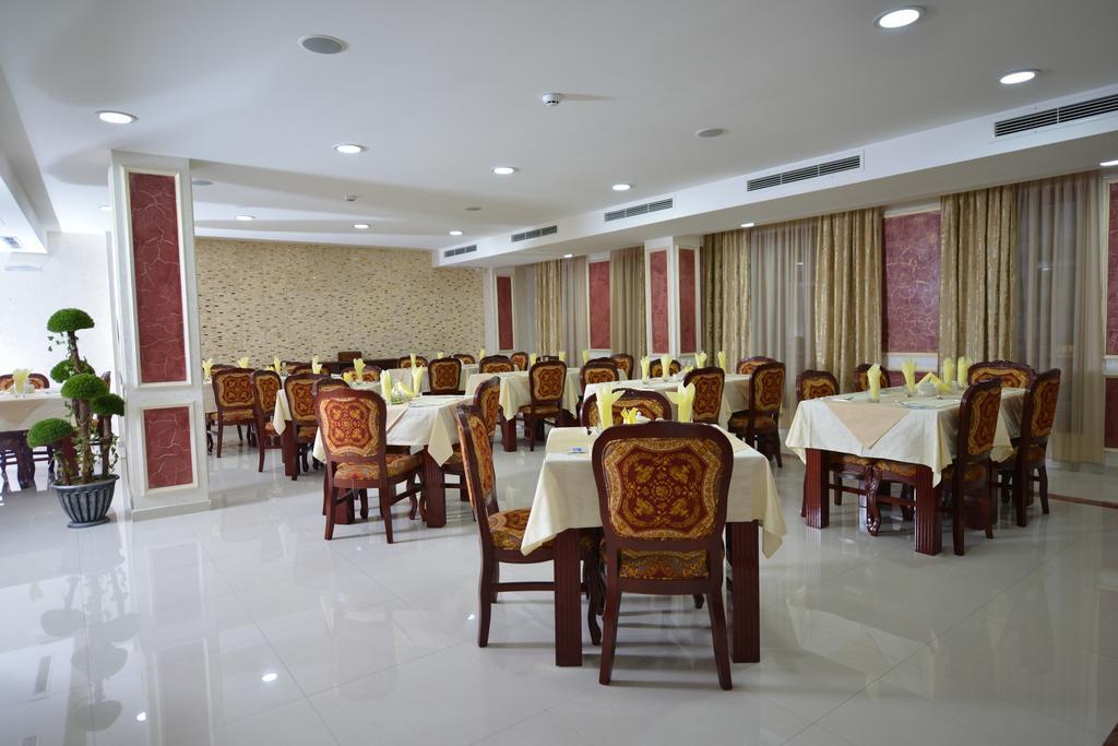 סקופיה Hotel Gold מראה חיצוני תמונה