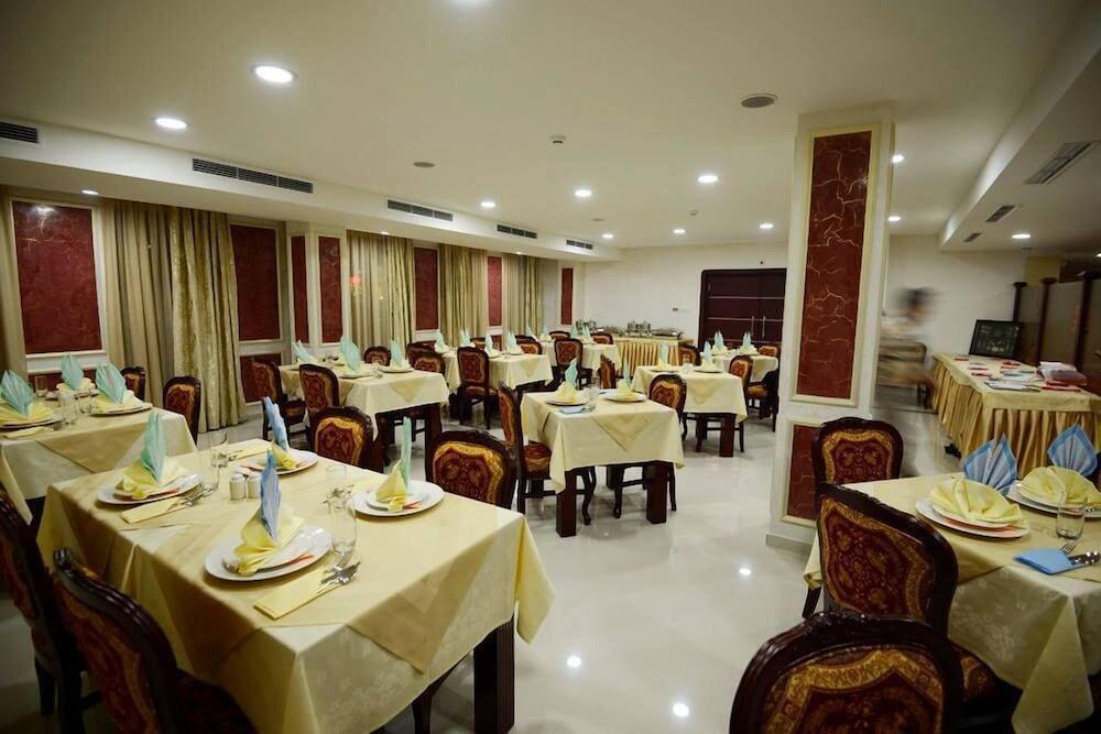 סקופיה Hotel Gold מראה חיצוני תמונה