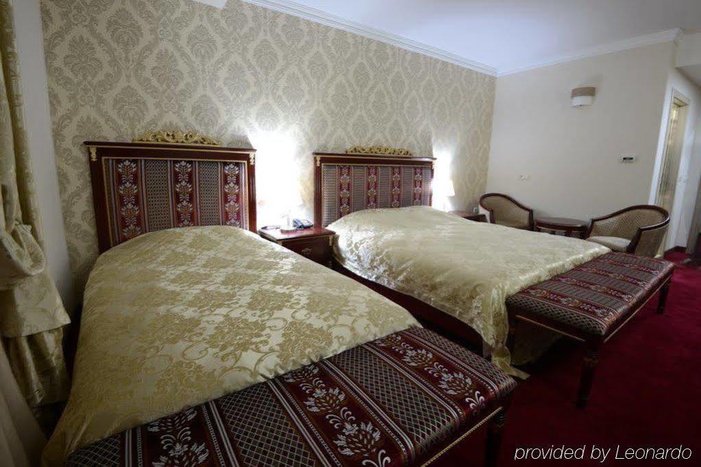 סקופיה Hotel Gold מראה חיצוני תמונה